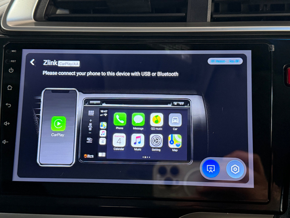 2015 Honda Fit - image 13