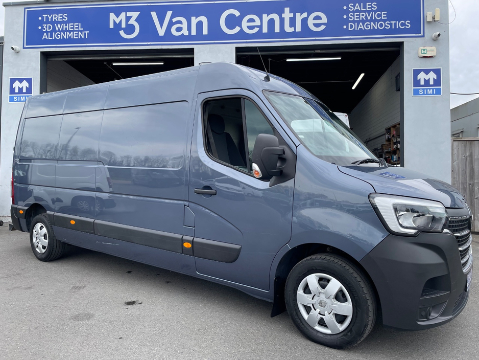 2023 Renault Master - image 6