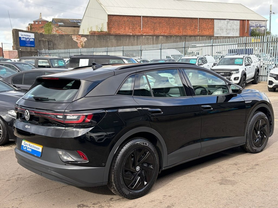 2022 Volkswagen ID.4 - image 4