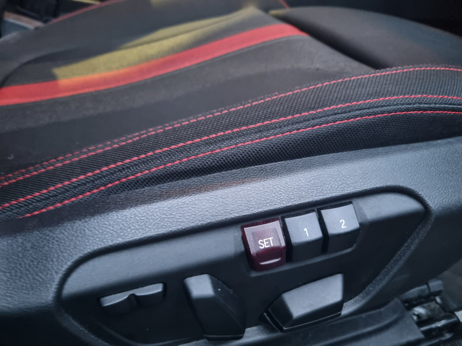 2016 BMW 2 Series - image 6