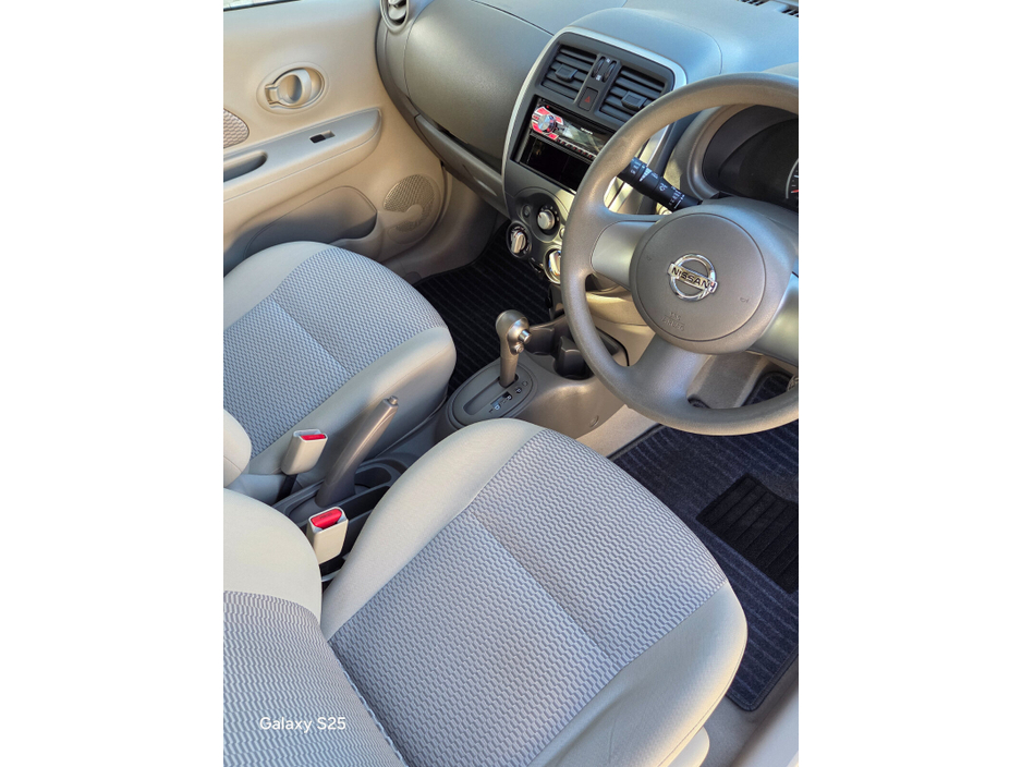 2017 Nissan March - image 16