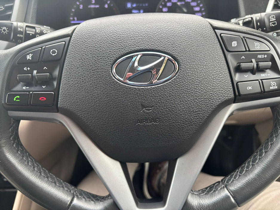 2017 Hyundai Tucson - image 15