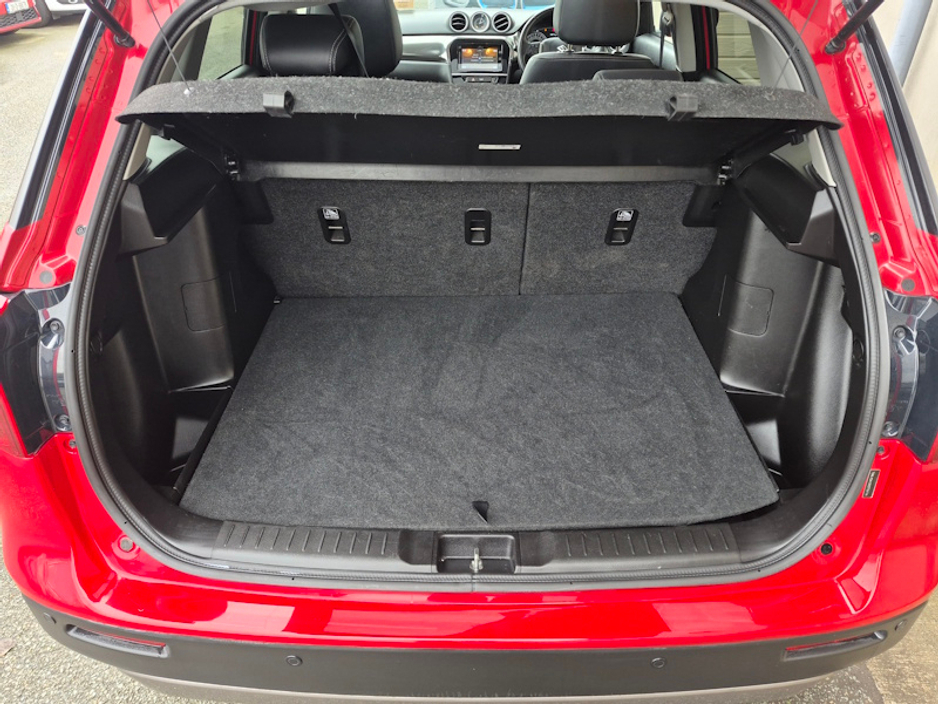 2020 Suzuki Vitara - image 14