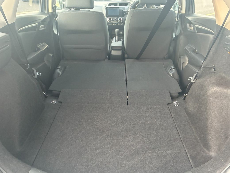 2020 Honda Jazz - image 30