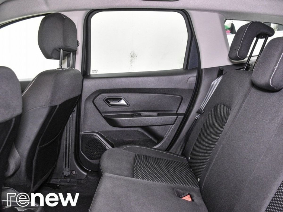 2019 Dacia Duster - image 11