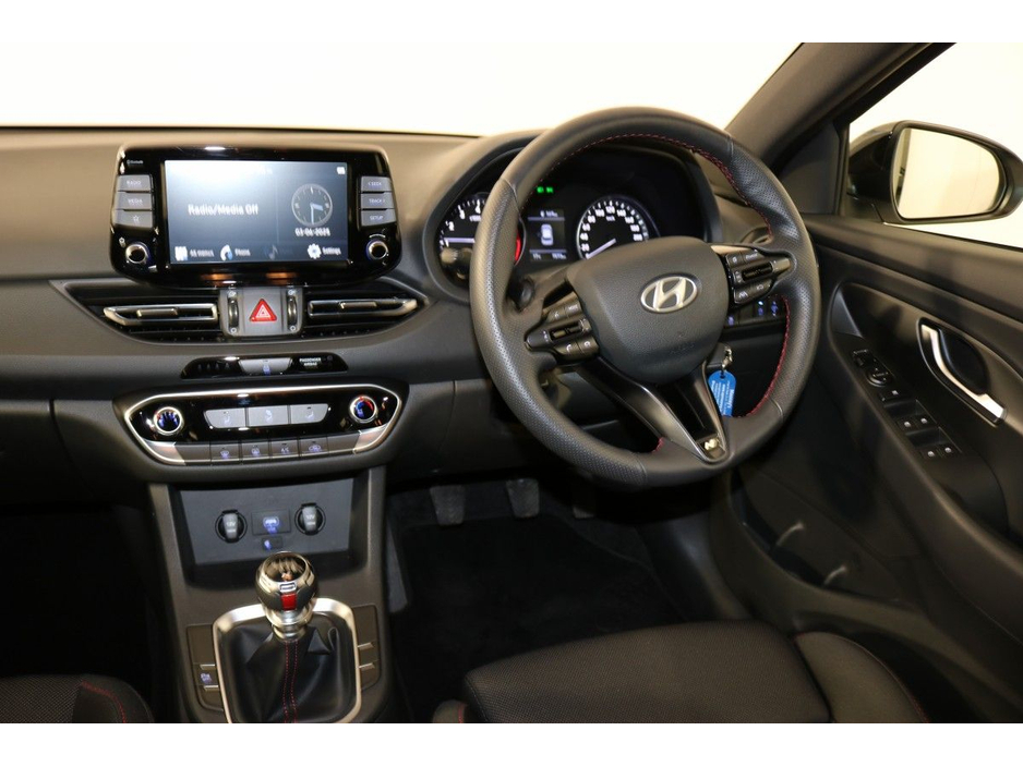 2024 Hyundai i30 - image 13