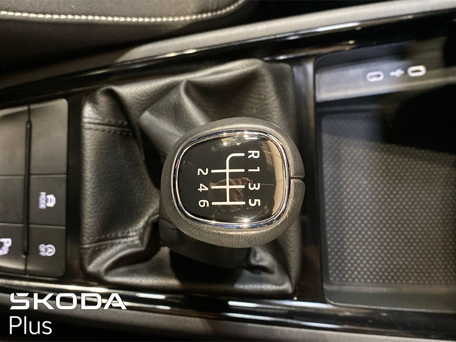 2024 Skoda Scala - image 19