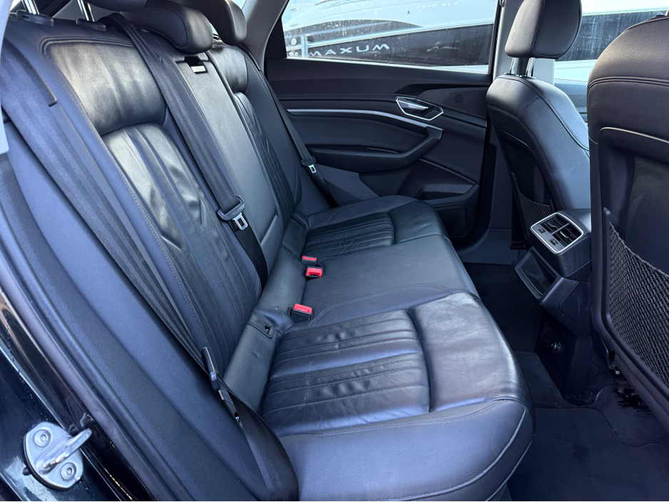 2020 Audi e-tron QUATTRO 55 5DR AUTO €23,950