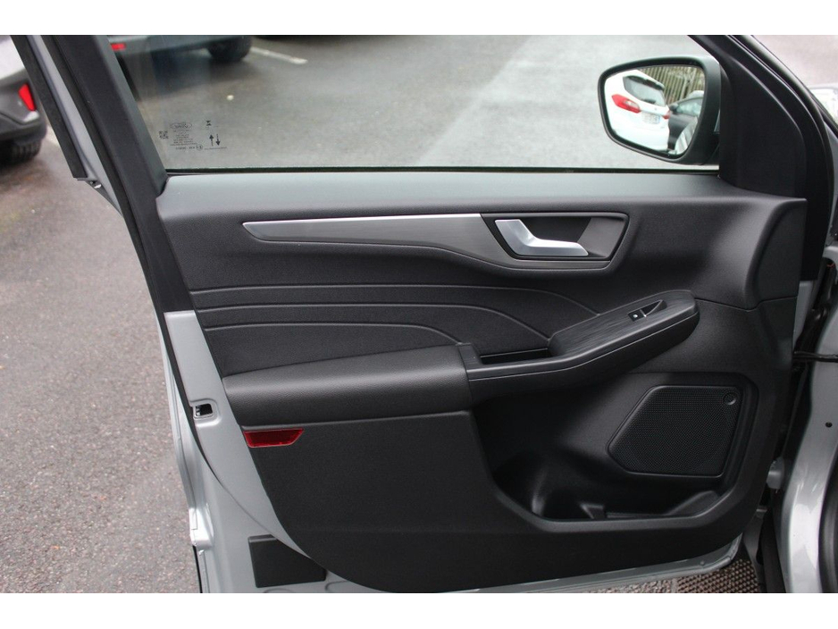 2024 Ford Kuga 2.5 Duratec 225PS PHEV Titanium Auto €32,950