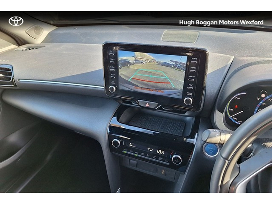 2024 Toyota Yaris Cross - image 11