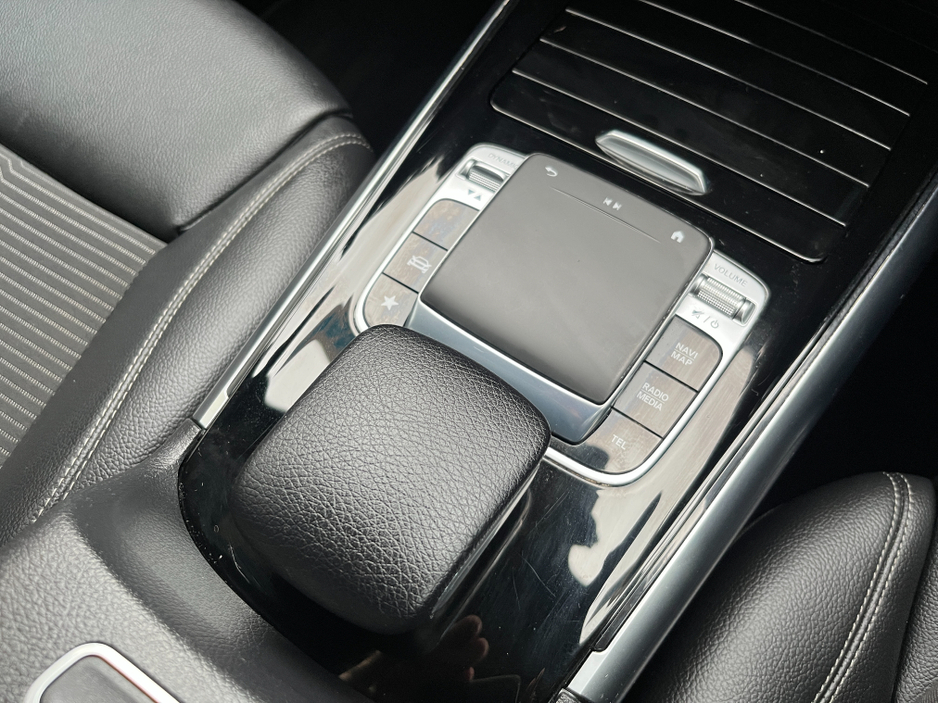 2019 Mercedes-Benz B Class B180 SPORT AUTOMATIC 1.3 PETROL //LOW MILES//HALF LEATHER SEATS//SAT NAV//REVERSE CAMERA// €20,950