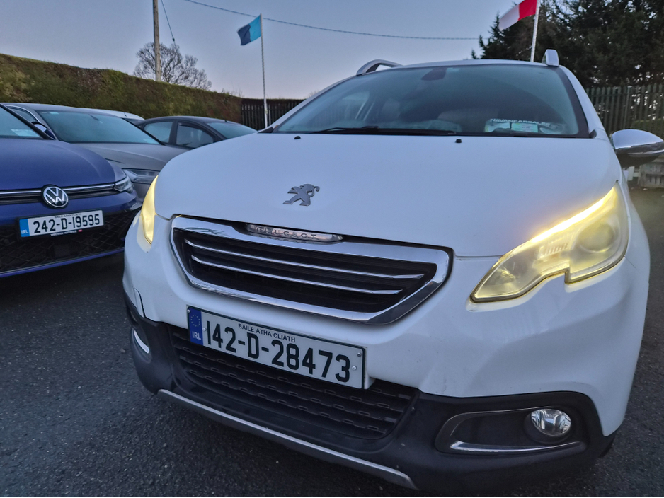 2014 Peugeot 2008 1.2 E-VTI 82 ALLURE AUTO 5DR €6,995