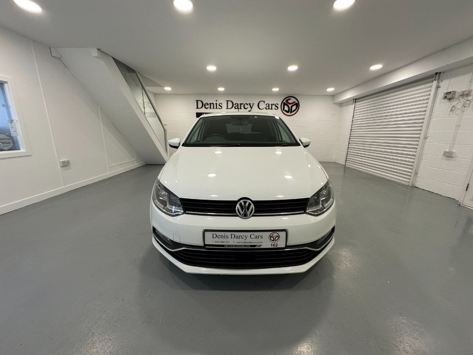 2016 Volkswagen Polo - image 4