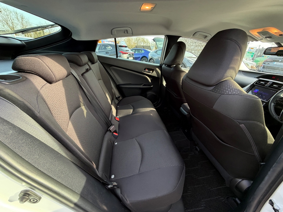 2021 Toyota Prius - image 14