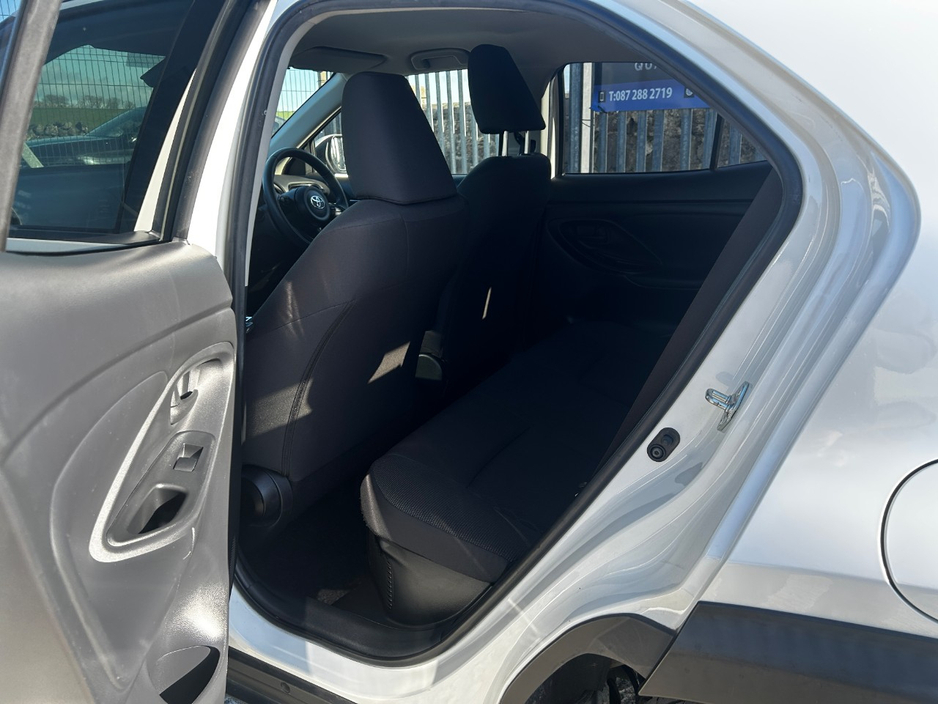 2020 Toyota Yaris Cross - image 11