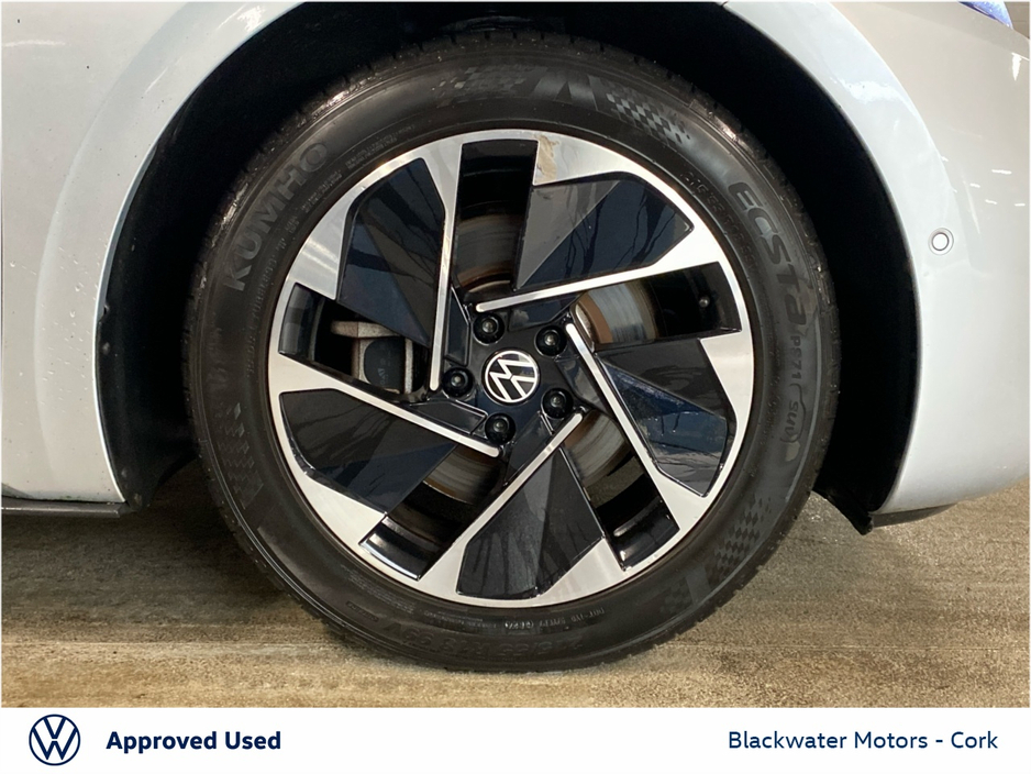 2023 Volkswagen ID.3 58KWH 204BHP LIFE PRO AUTOMATIC €23,995