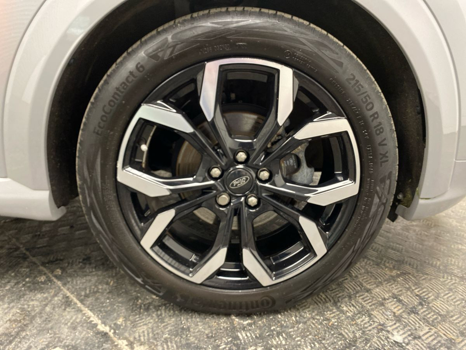 2023 Ford Puma - image 5