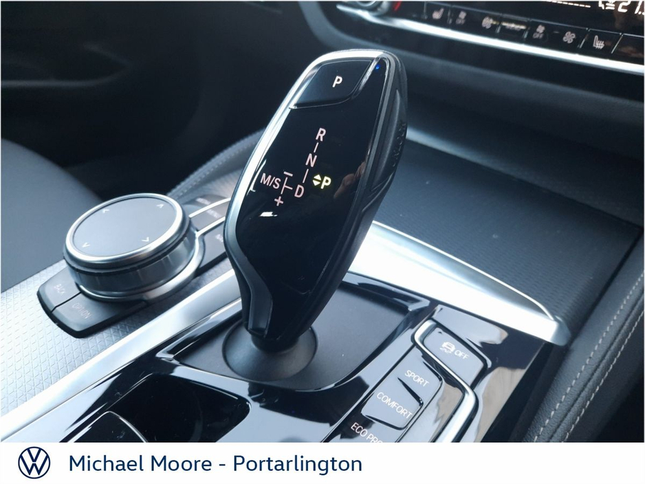 2024 BMW 5 Series - image 26