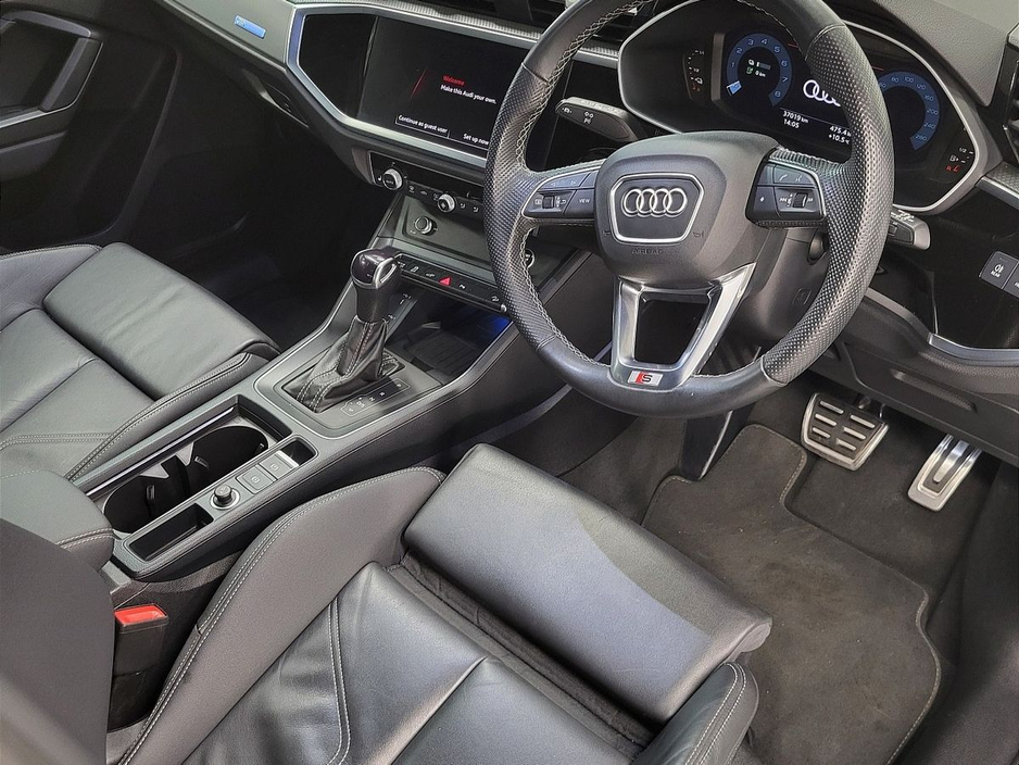 2024 Audi Q3 45 TFSI E S Tronic S line €43,975