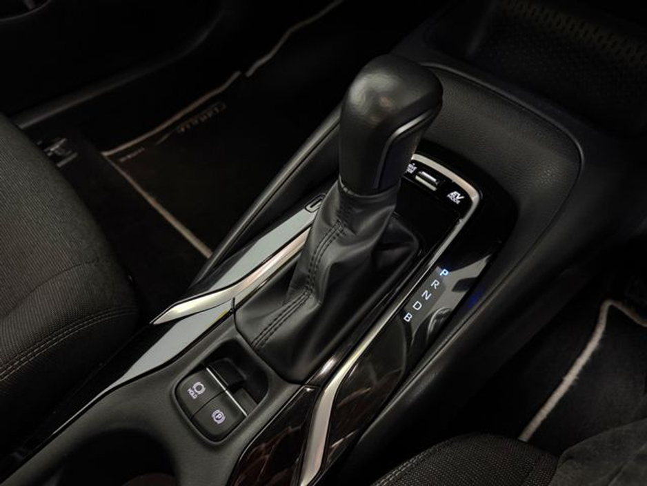 2023 Toyota Corolla Luna Saloon 4DR Auto €24,777