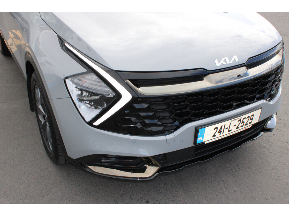 2024 Kia Sportage - image 9