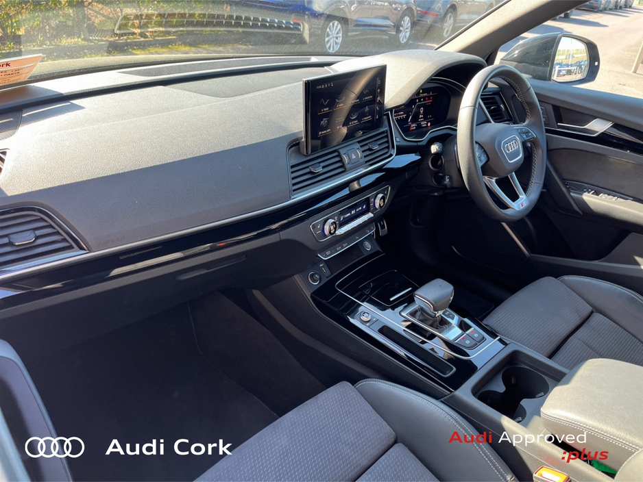 2024 Audi Q5 - image 10