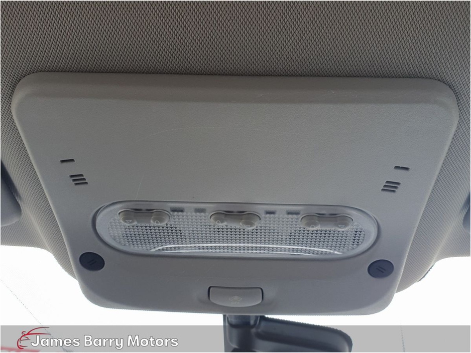 2015 Nissan Qashqai - image 27