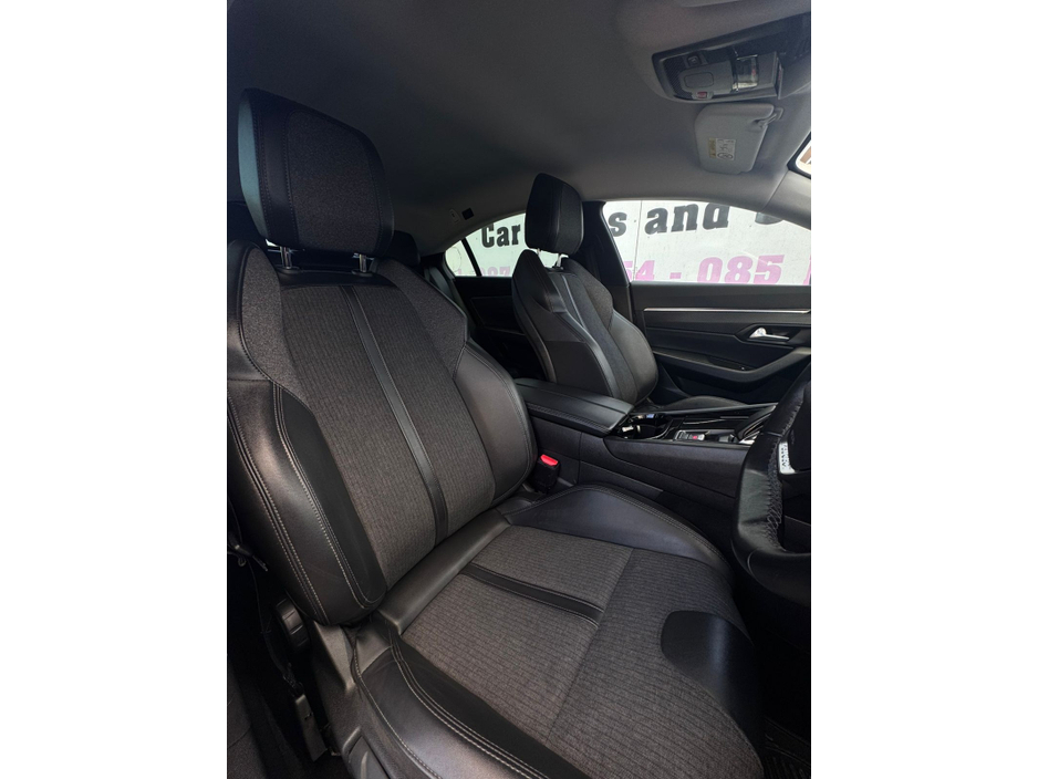 2022 Peugeot 508 - image 22