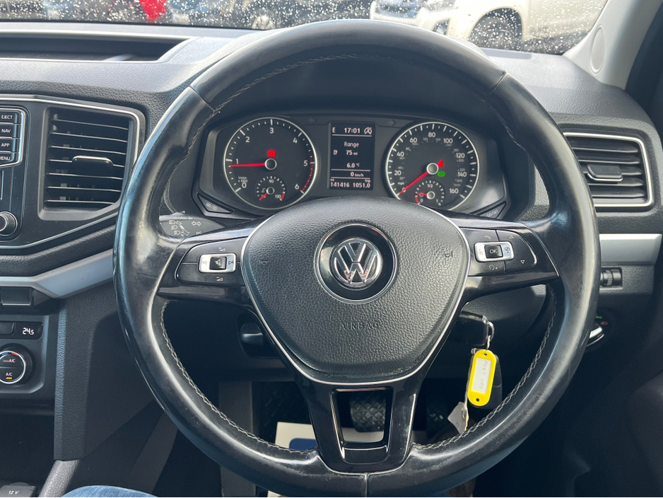 2017 Volkswagen Amarok - image 15