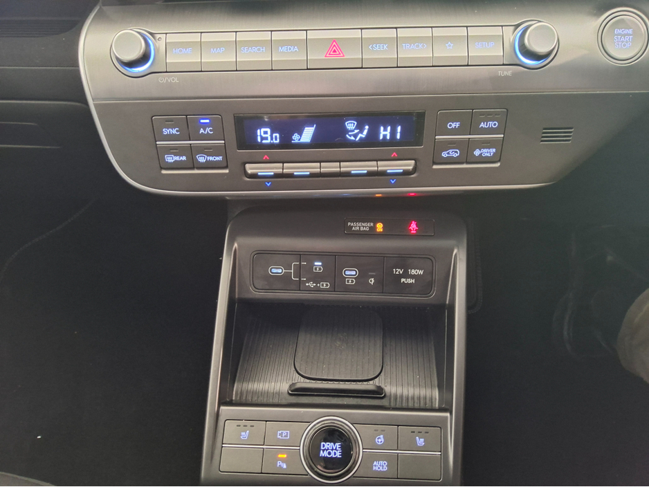 2025 Hyundai Kona HYBRID ELEGANCE €35,950