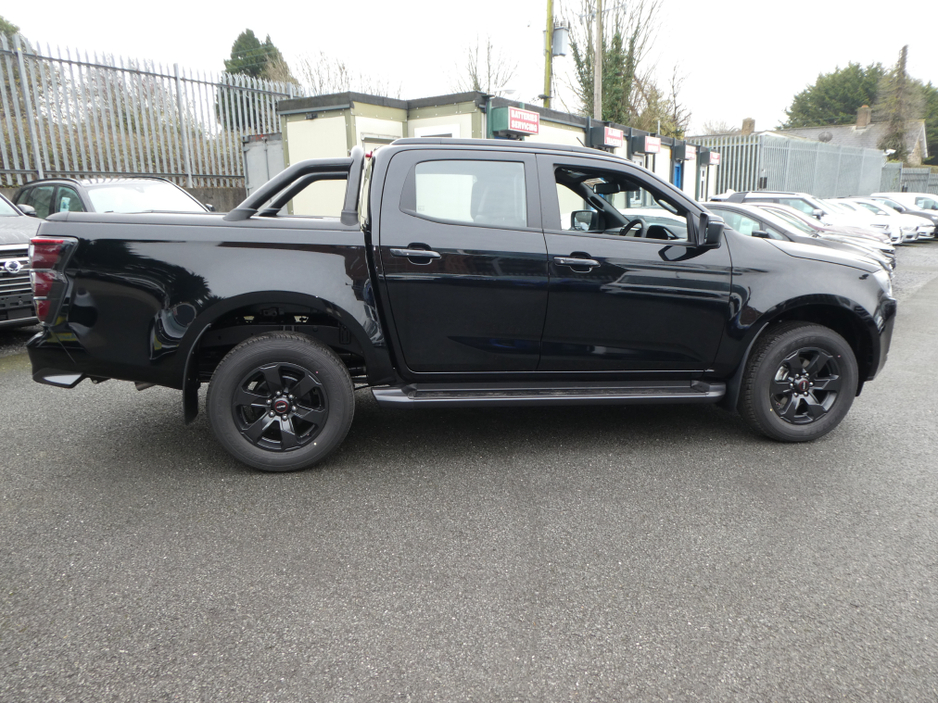 2026 Isuzu D-MAX LSE WITH ROLLER TOP