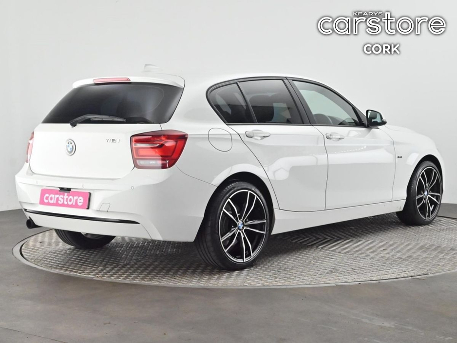 2015 BMW 1 Series - image 5