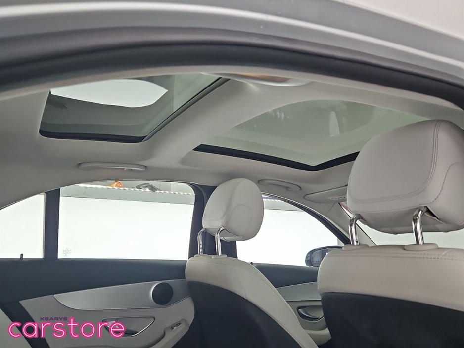 2019 Mercedes-Benz C Class - image 20