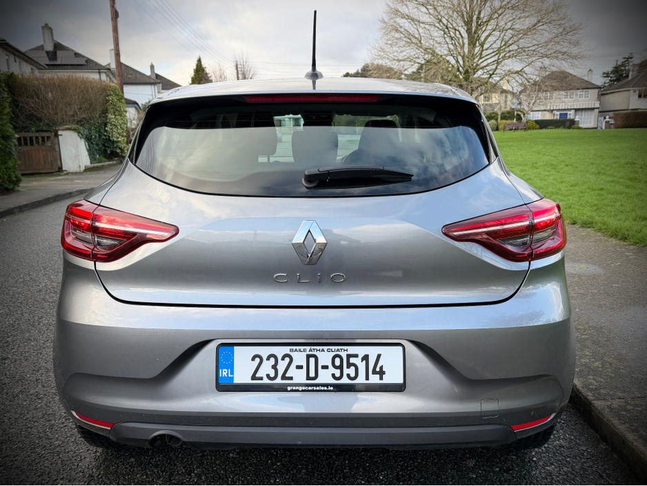 2023 Renault Clio 1.0 Petrol Automatic | AA approved | One owner Irish car | Full history | 2 Year Renault Warranty | Sold serviced and valeted with full Motor History check supplied. €16,999