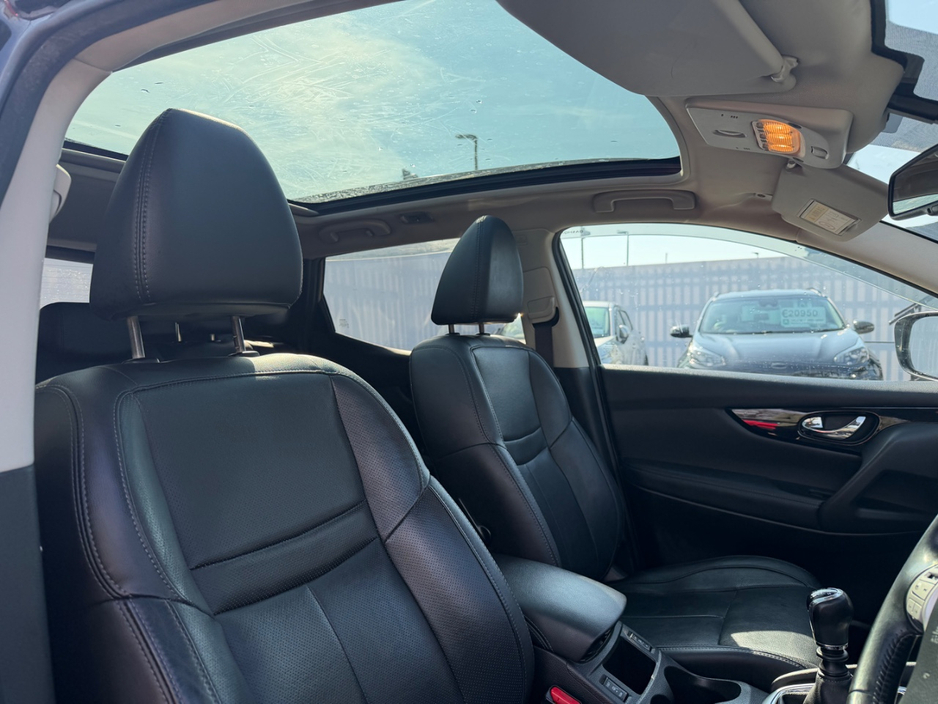 2017 Nissan Qashqai - image 10