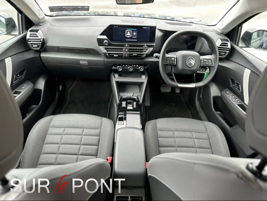 2025 Citroen C4X - image 12