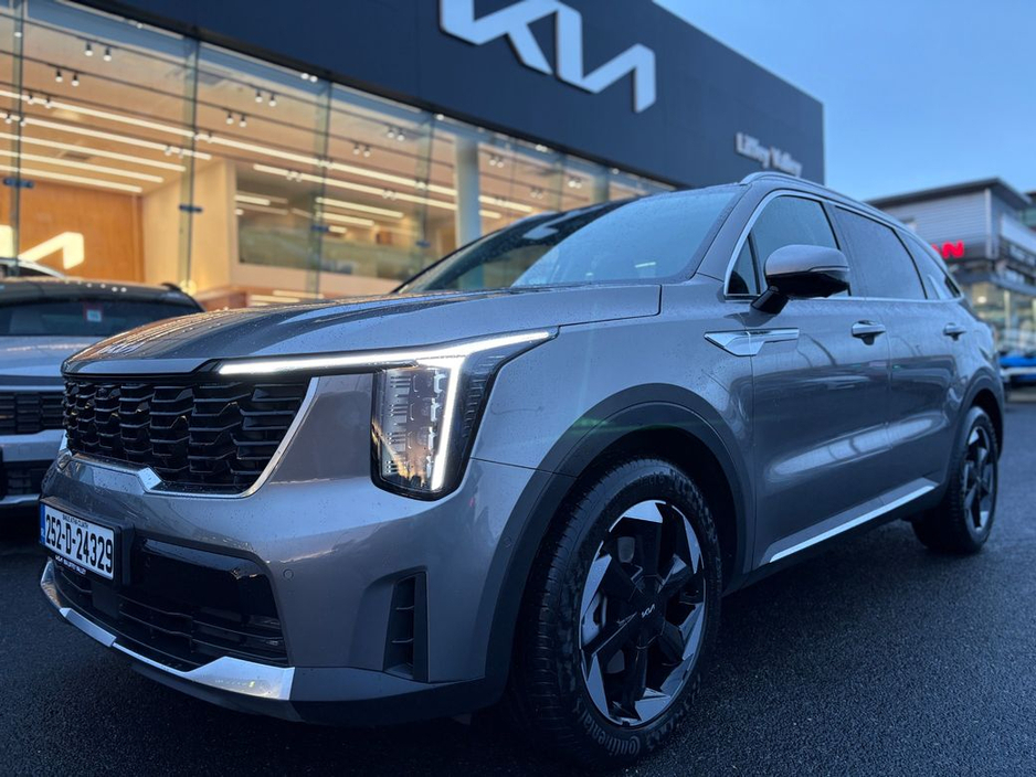 2025 Kia Sorento 1.6 Plug In Hybrid (7 Seats) €59,995