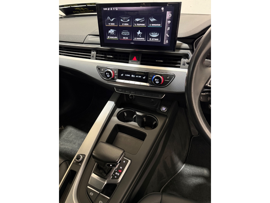 2021 Audi A4 - image 20