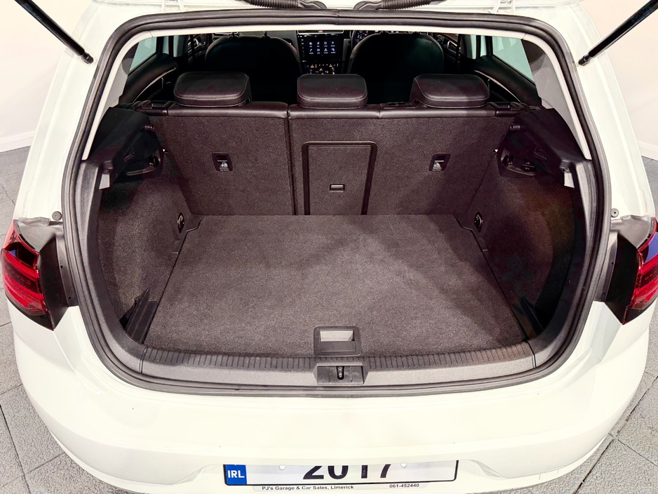 2017 Volkswagen Golf - image 7