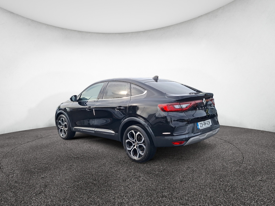 2023 Renault Arkana - image 4
