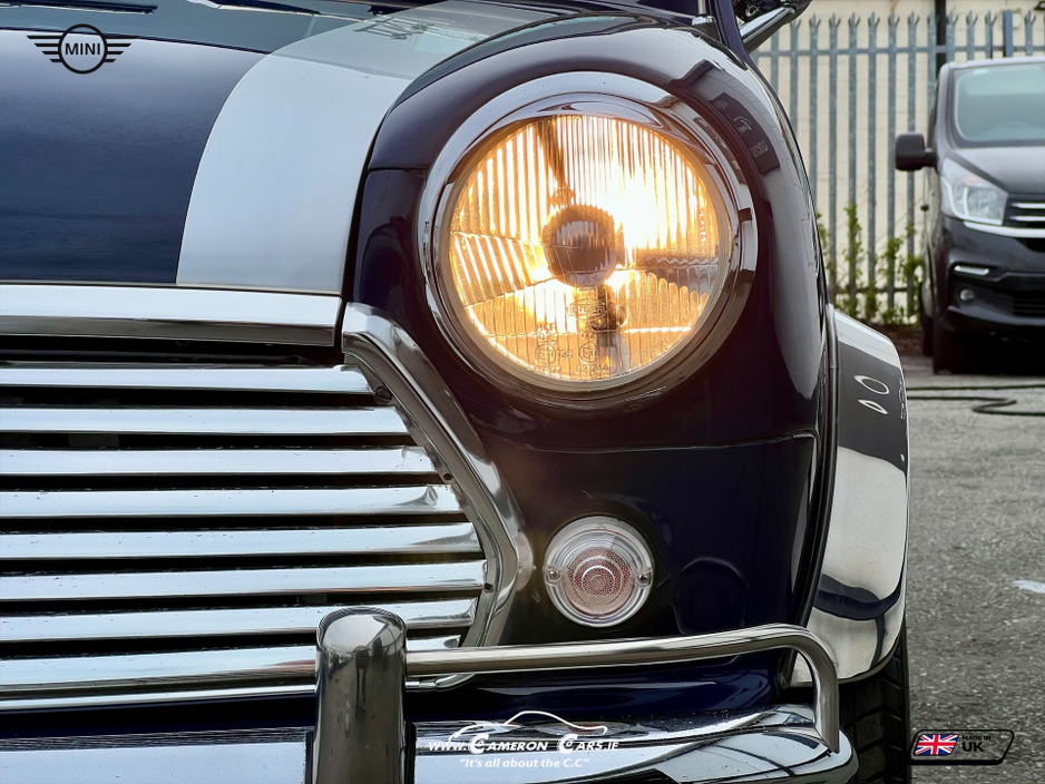 1985 Austin Mini - image 6