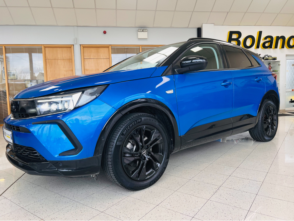 2023 Opel Grandland - image 9