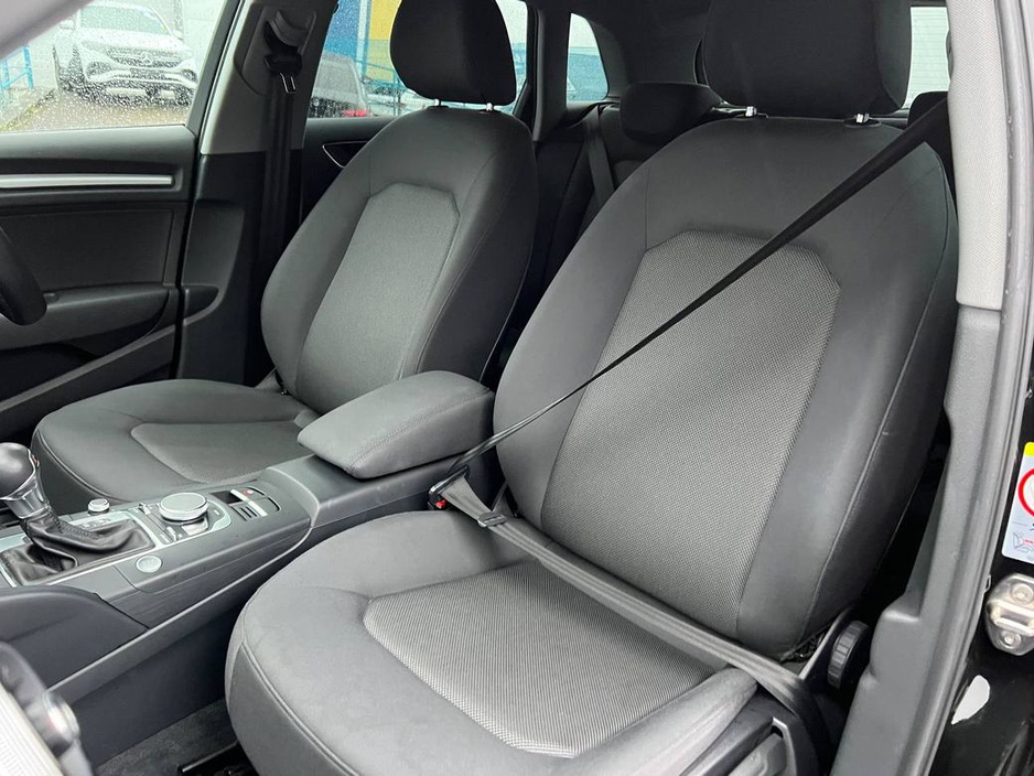 2020 Audi A3 S-LINE PACK 1.4 TFSI // NEW 10" S-LINE ALLOYS // DIGITAL CLUSTER // APPLE CARPLAY/ANDROID AUTO €21,900