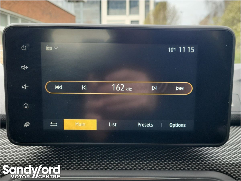 2022 Dacia Jogger - image 17