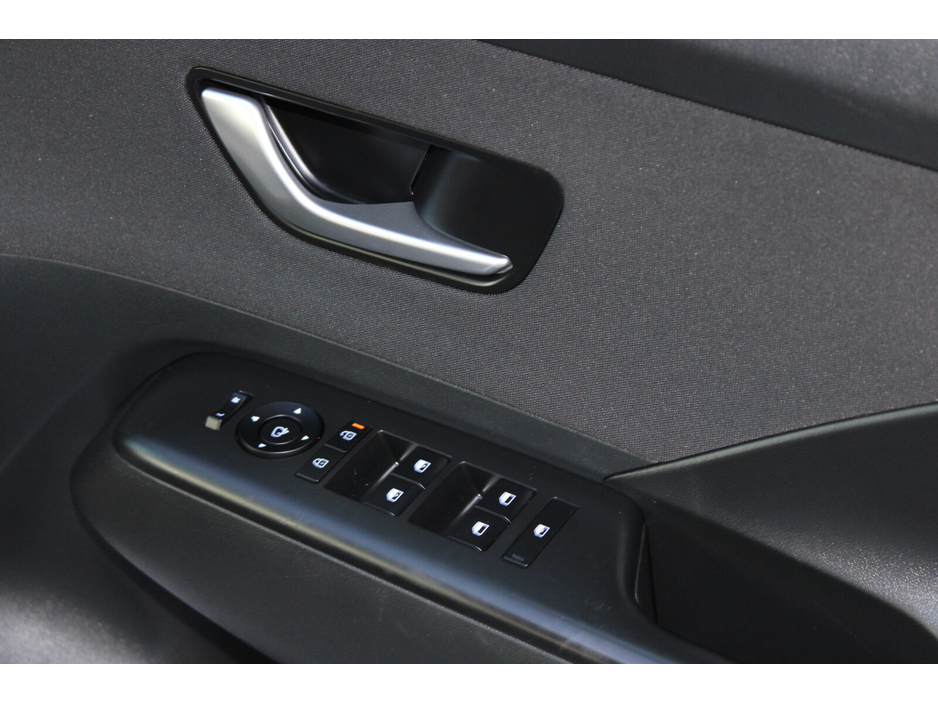 2024 Hyundai Kona 1.6 HYBRID Elegance Auto €32,950