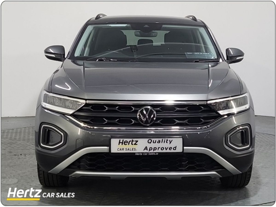 2023 Volkswagen T-Roc LIFE TSI 1.0 Petrol Manual €25,795