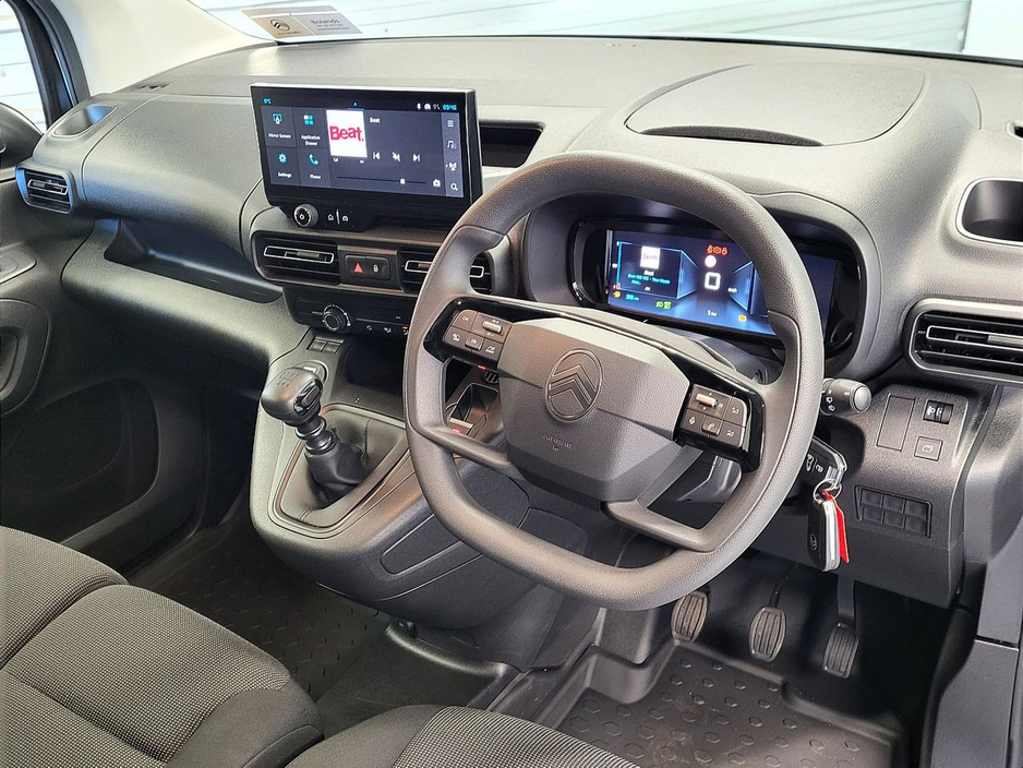 2026 Citroen Berlingo - image 5