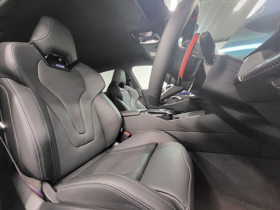 2025 BMW M5 - image 25