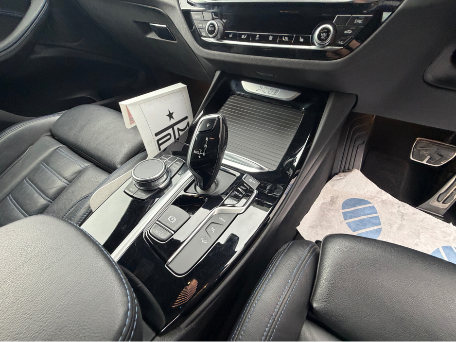 2021 BMW X3 - image 22