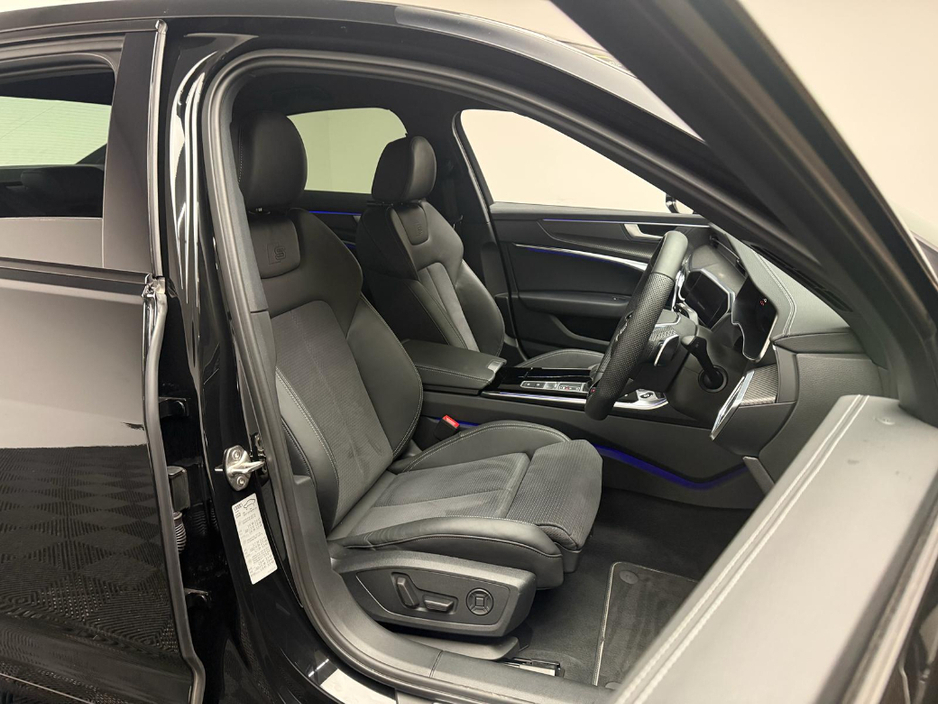 2025 Audi A6 - image 12